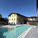 Sun Pool Near Free Parking *