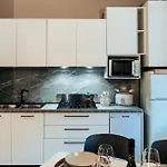 Sun Pool Near Free Parking * Bellagio