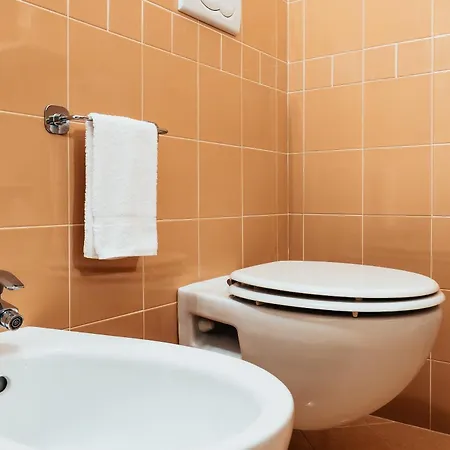Apartament Sun Pool Near Free Parking *