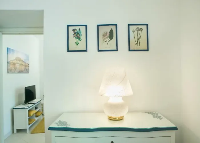 Sun Pool Near Free Parking * Bellagio