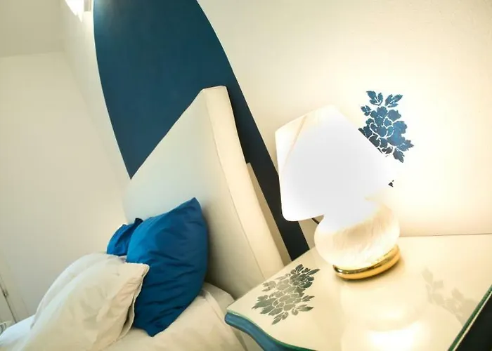 Lägenhet Sun Pool Near Free Parking