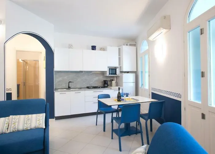 Lägenhet Sun Pool Near Free Parking *