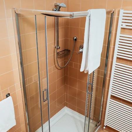 Daire Sun Pool Near Free Parking
