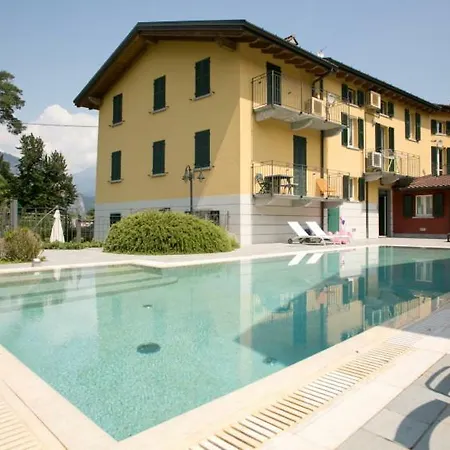 Sun Pool Near Free Parking Апартаменты