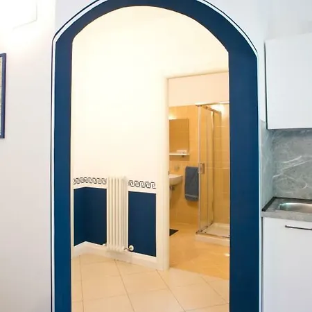 Sun Pool Near Free Parking * Bellagio