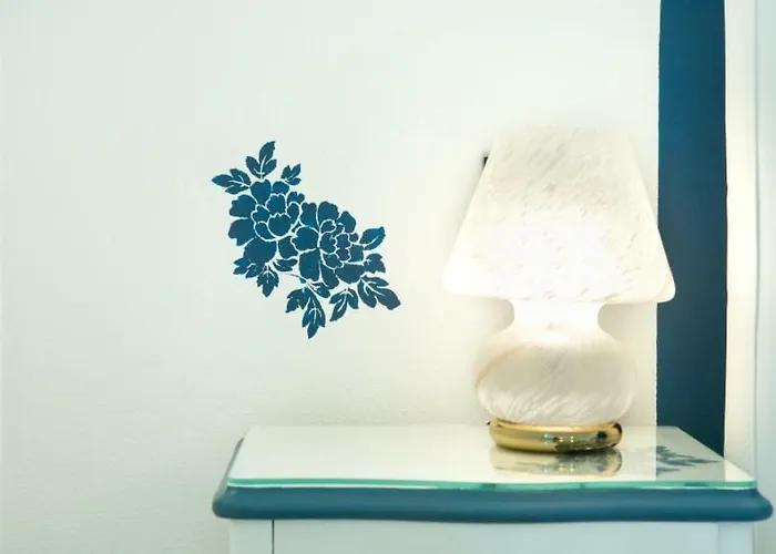 Sun Pool Near Free Parking 贝拉焦